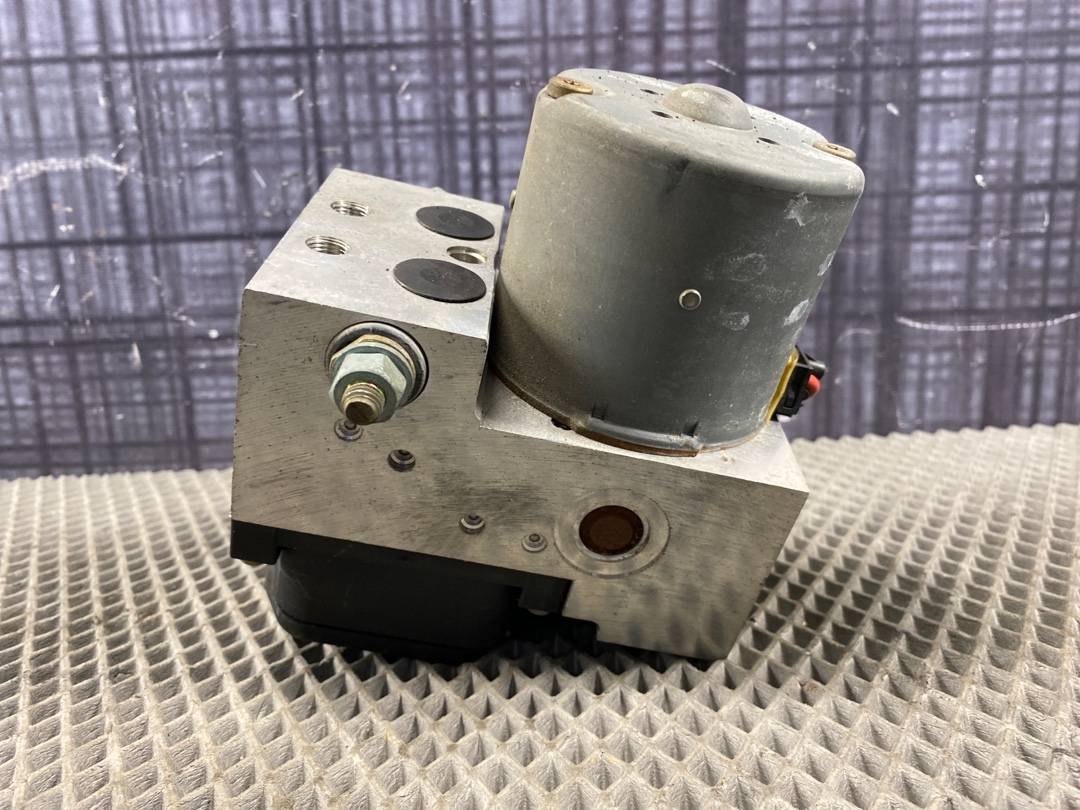 Блок ABS, 2100 рублей, Красноярск