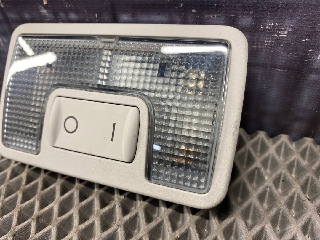 Плафон салона, 300 рублей, Красноярск