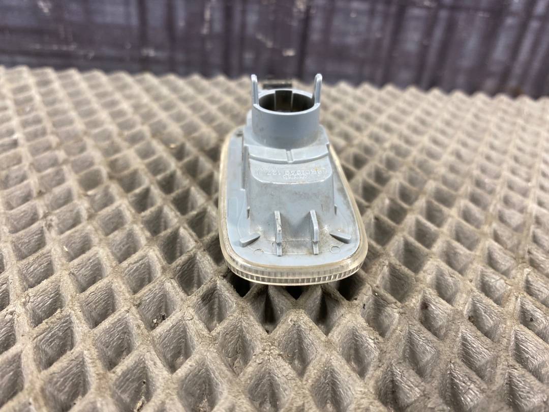 Повторитель в крыло, 300 рублей, Красноярск