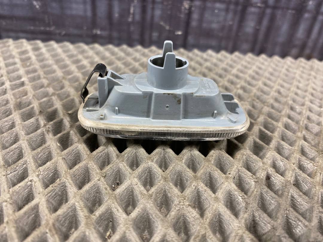 Повторитель в крыло, 300 рублей, Красноярск