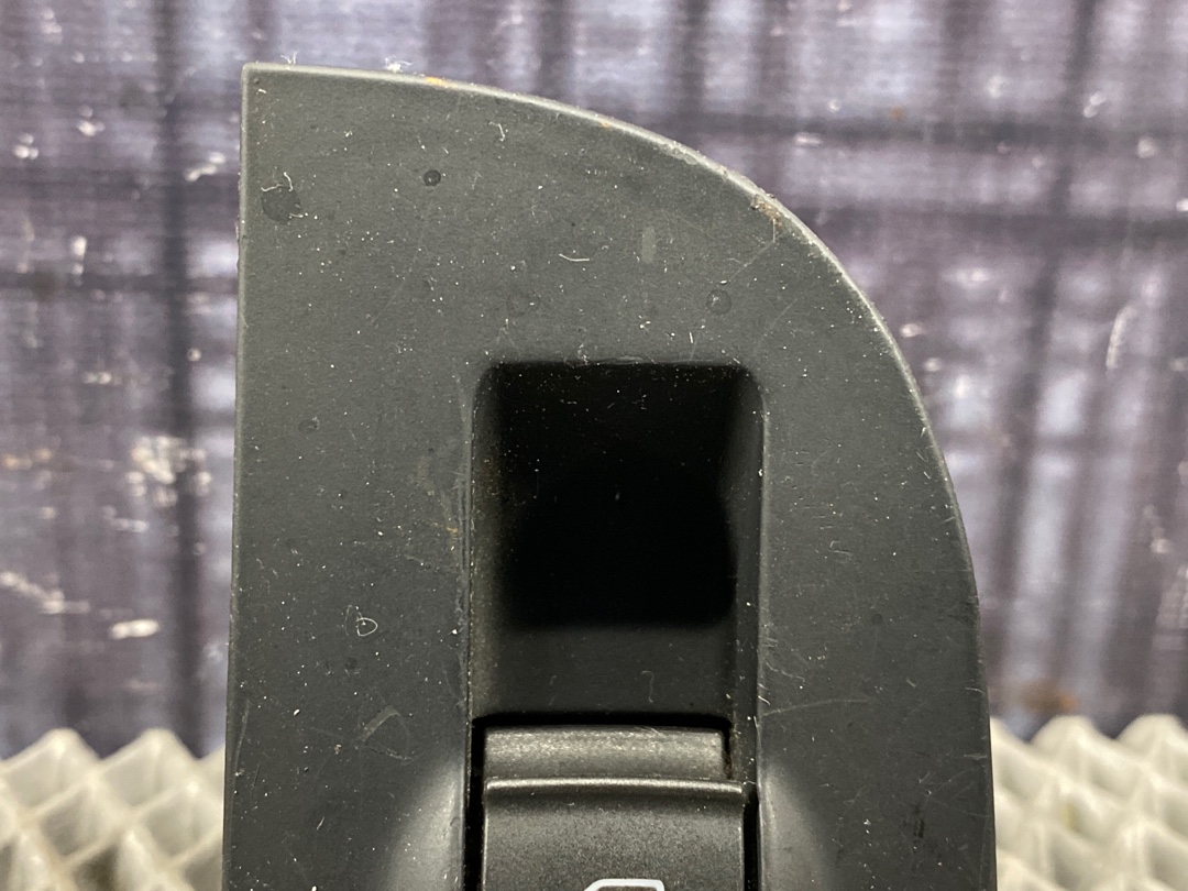 Кнопка стеклоподъемника, 330 рублей, Красноярск