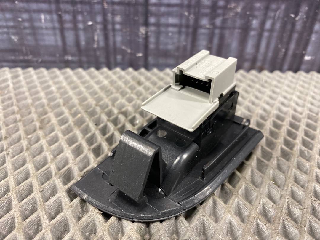 Кнопка стеклоподъемника, 330 рублей, Красноярск