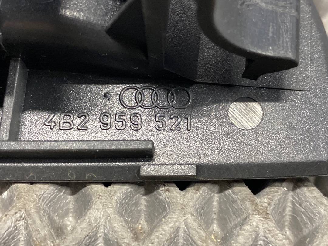 Кнопка стеклоподъемника, 330 рублей, Красноярск