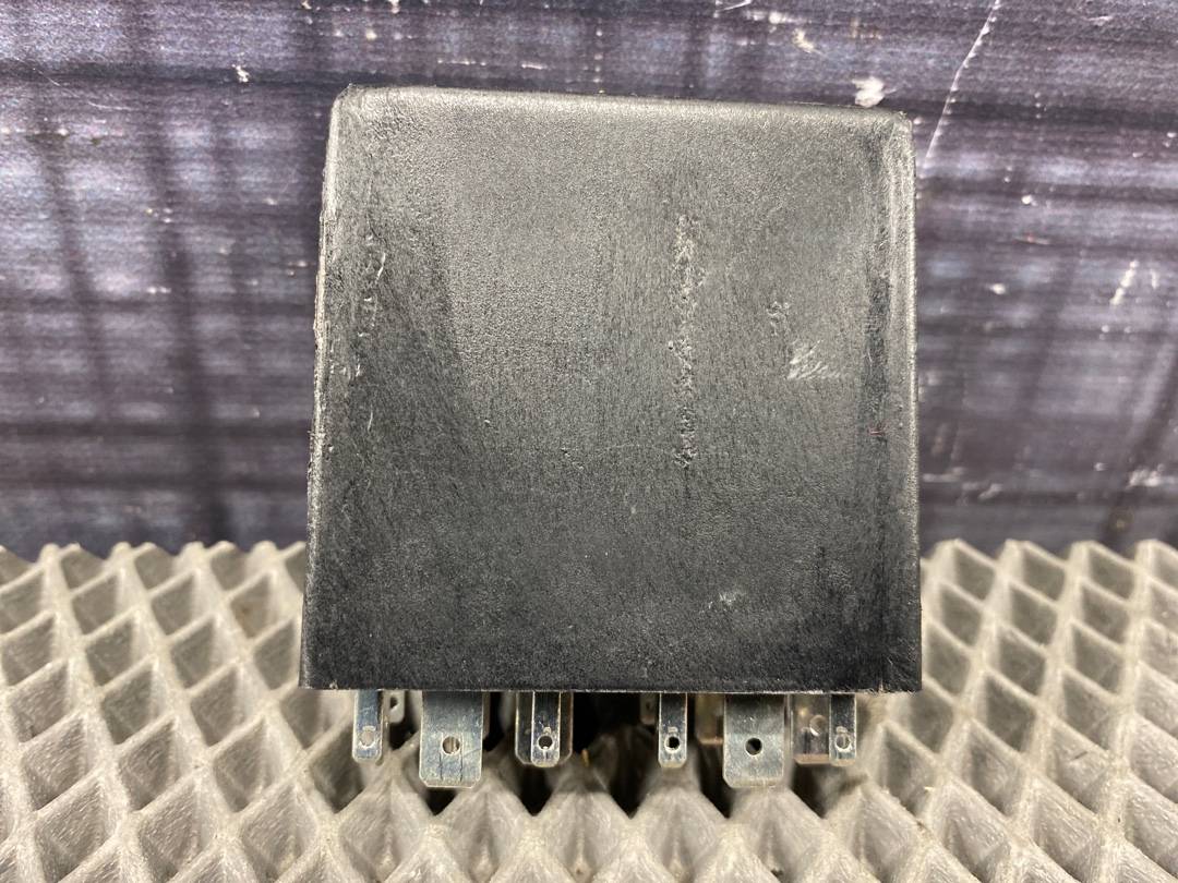 Реле, 300 рублей, Красноярск