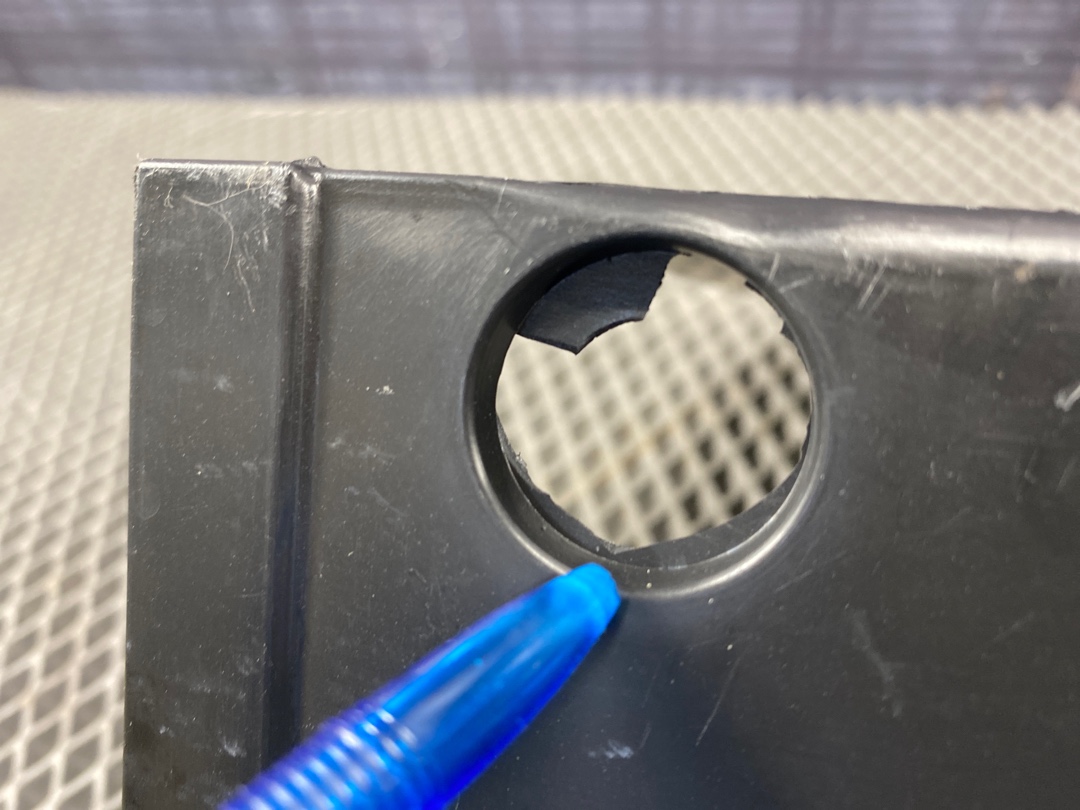 Пластик багажника, 476 рублей, Красноярск