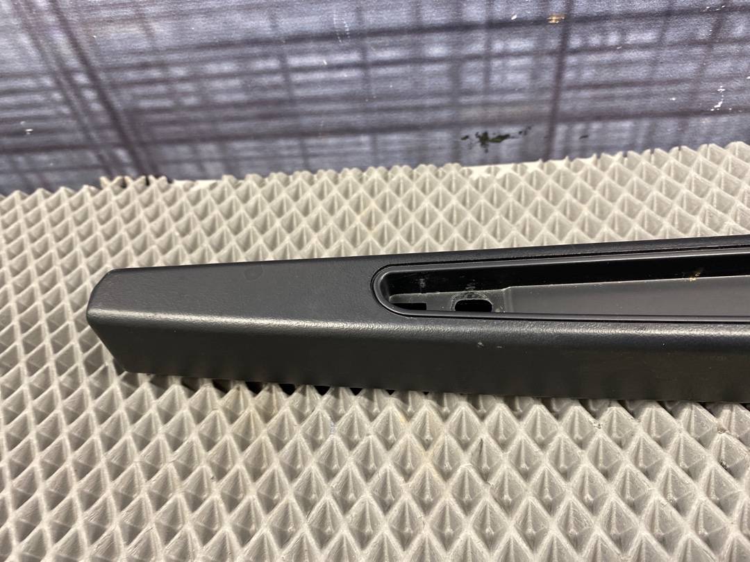 Пластик крышки багажника, 455 рублей, Красноярск