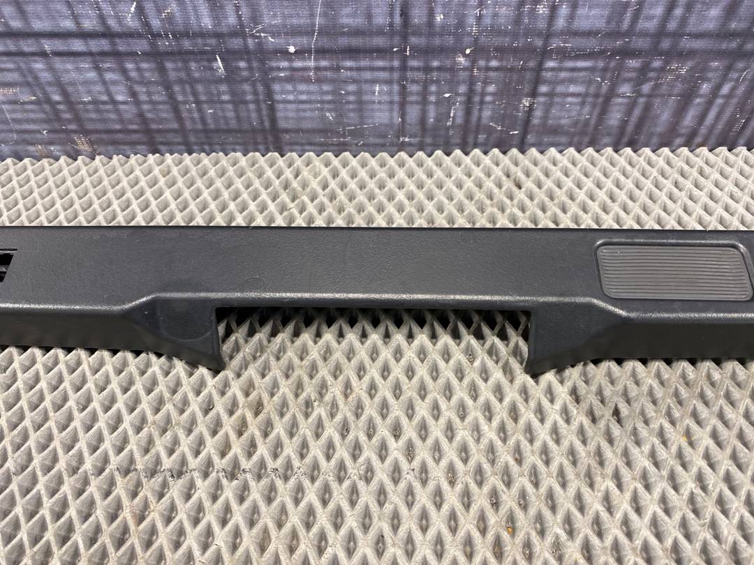 Пластик крышки багажника, 455 рублей, Красноярск