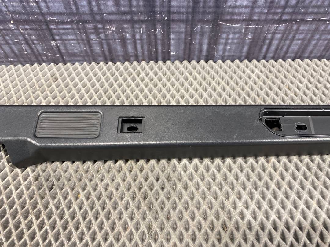 Пластик крышки багажника, 455 рублей, Красноярск