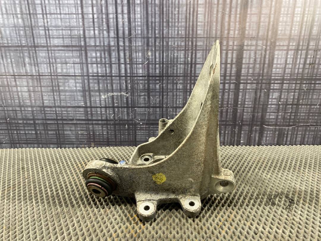 Поворотный кулак, 1841 рублей, Красноярск