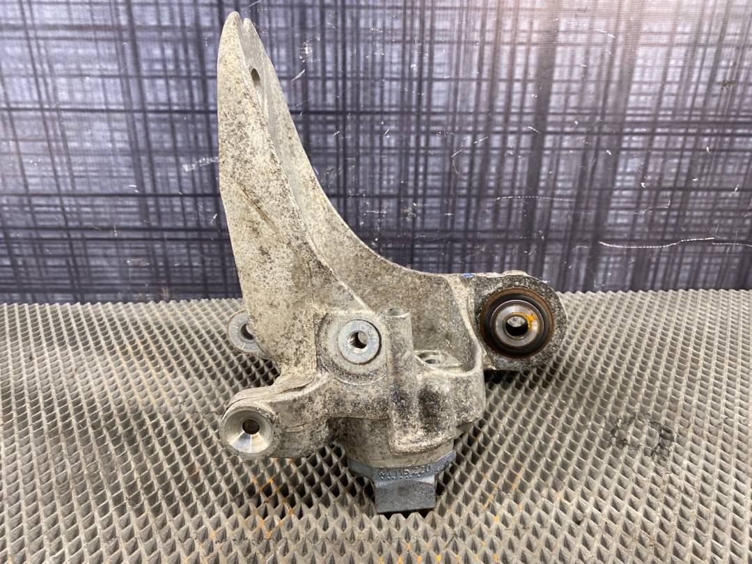 Поворотный кулак, 1841 рублей, Красноярск