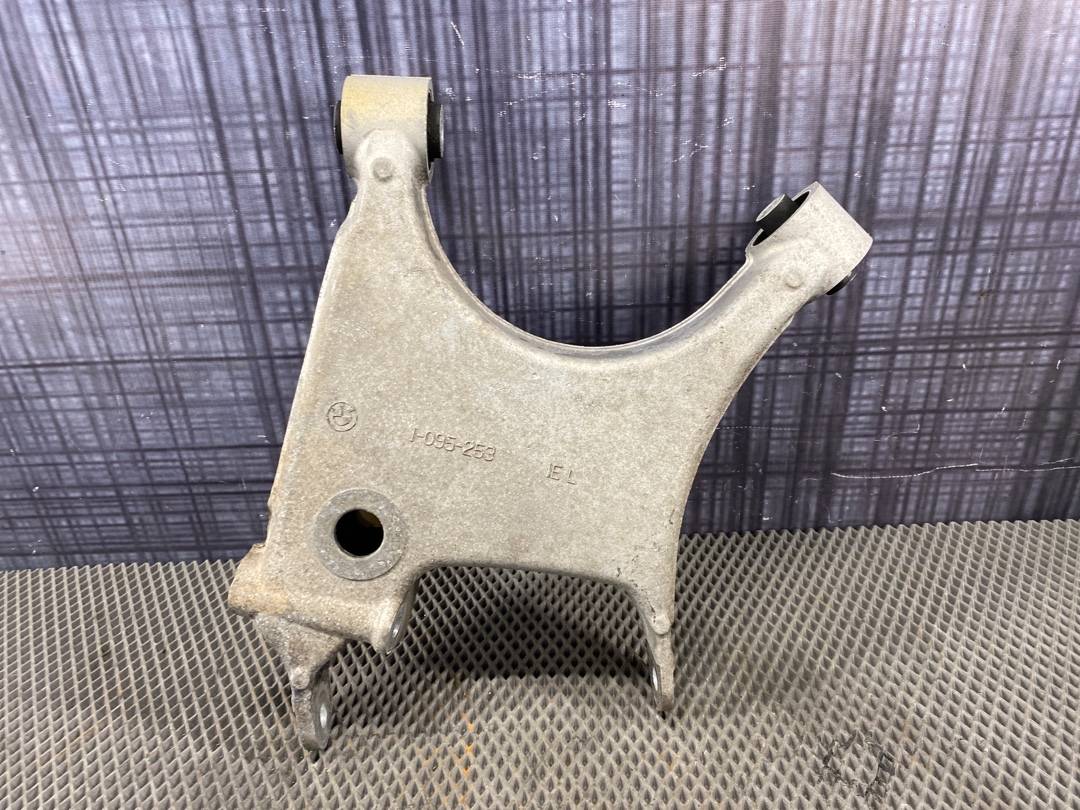 Рычаг подвески, 2660 рублей, Красноярск