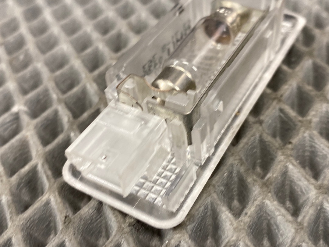 Плафон салона, 266 рублей, Красноярск