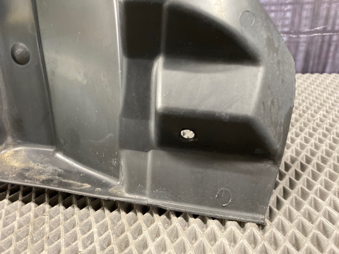 Подкрылок, 924 рублей, Красноярск