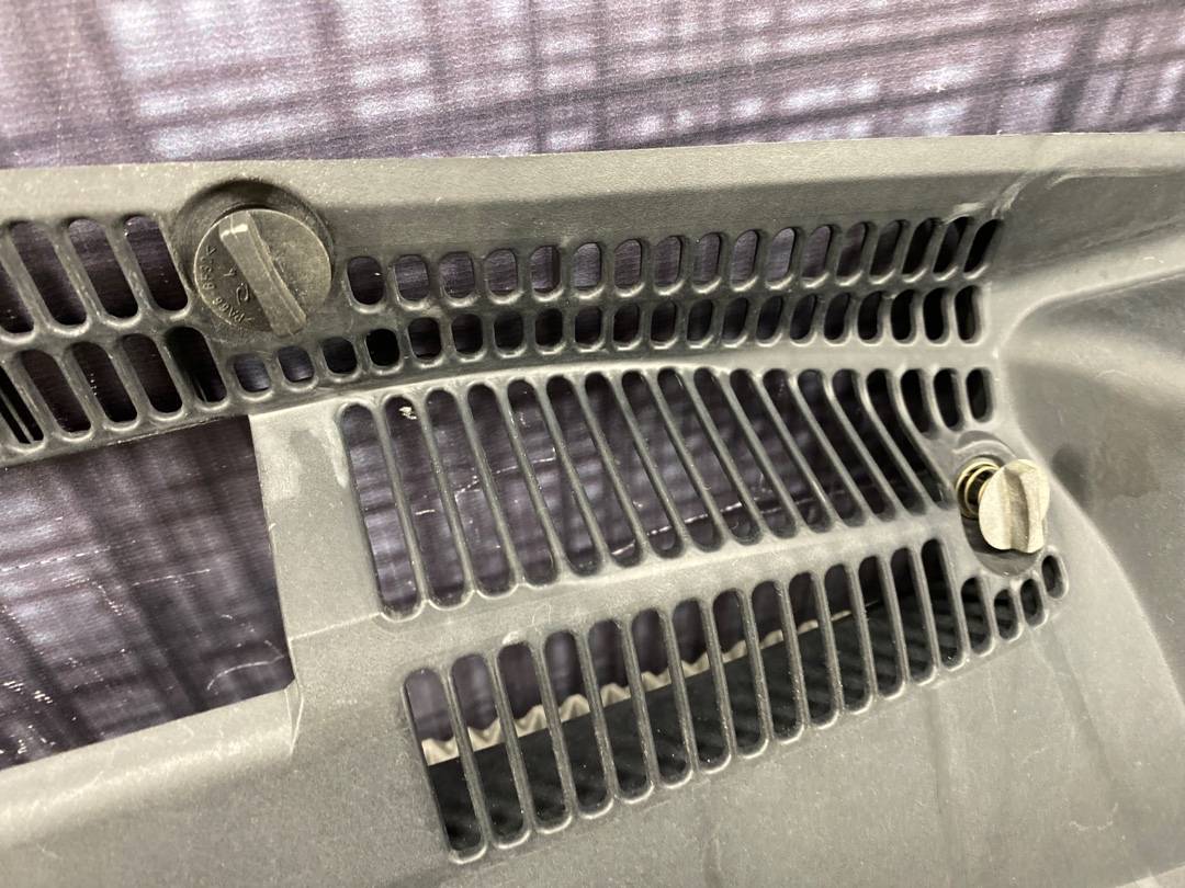 Решетка под лобовое стекло, 1246 рублей, Красноярск