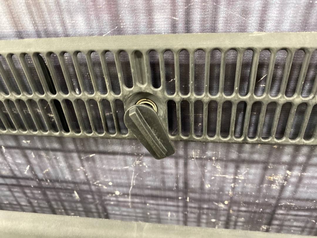 Решетка под лобовое стекло, 1246 рублей, Красноярск