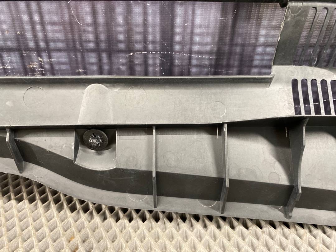 Решетка под лобовое стекло, 1246 рублей, Красноярск