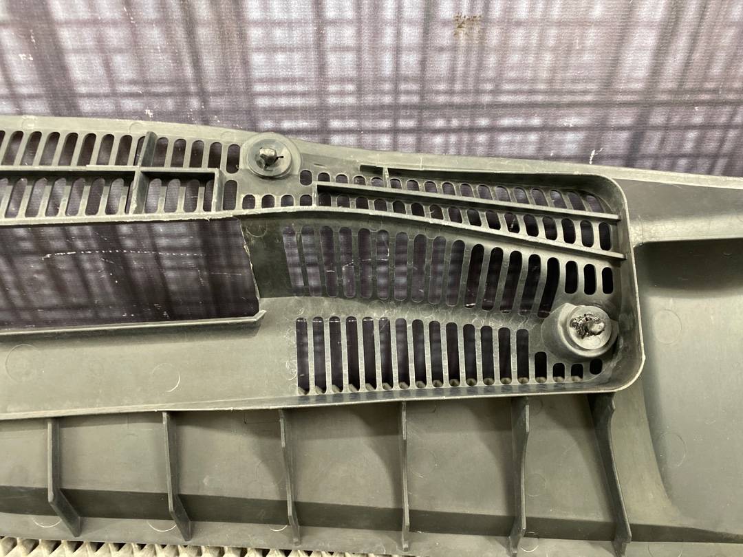 Решетка под лобовое стекло, 1246 рублей, Красноярск