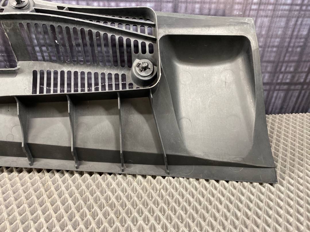 Решетка под лобовое стекло, 1246 рублей, Красноярск