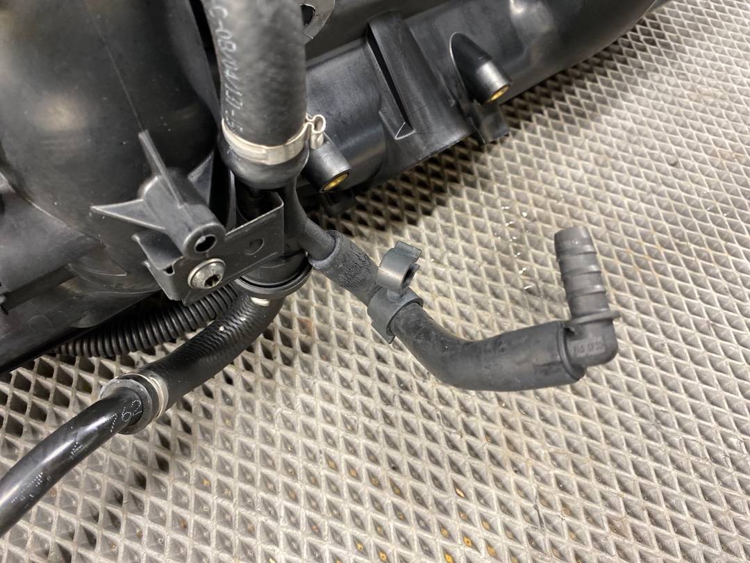 Коллектор впускной, 5852 рублей, Красноярск