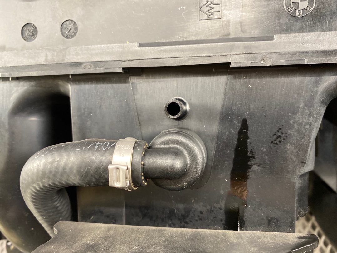 Коллектор впускной, 5852 рублей, Красноярск