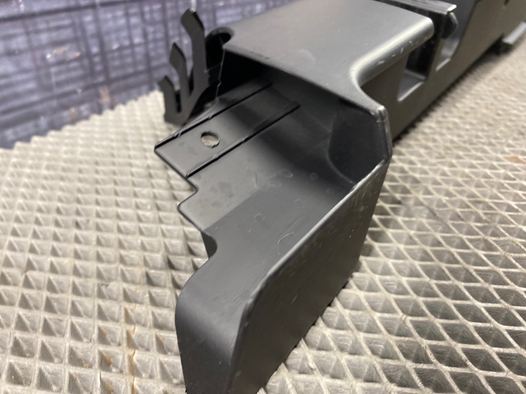 Пластик багажника, 490 рублей, Красноярск