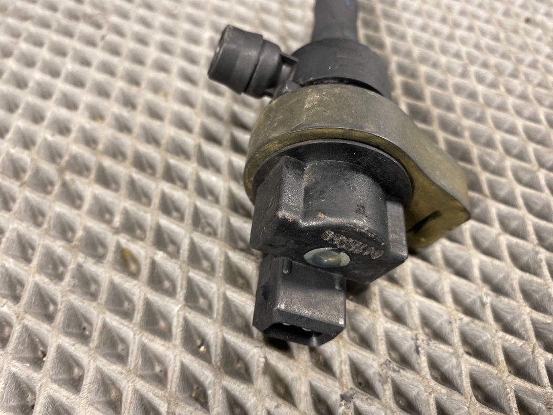 Клапан вентиляции топливного бака, 1050 рублей, Красноярск