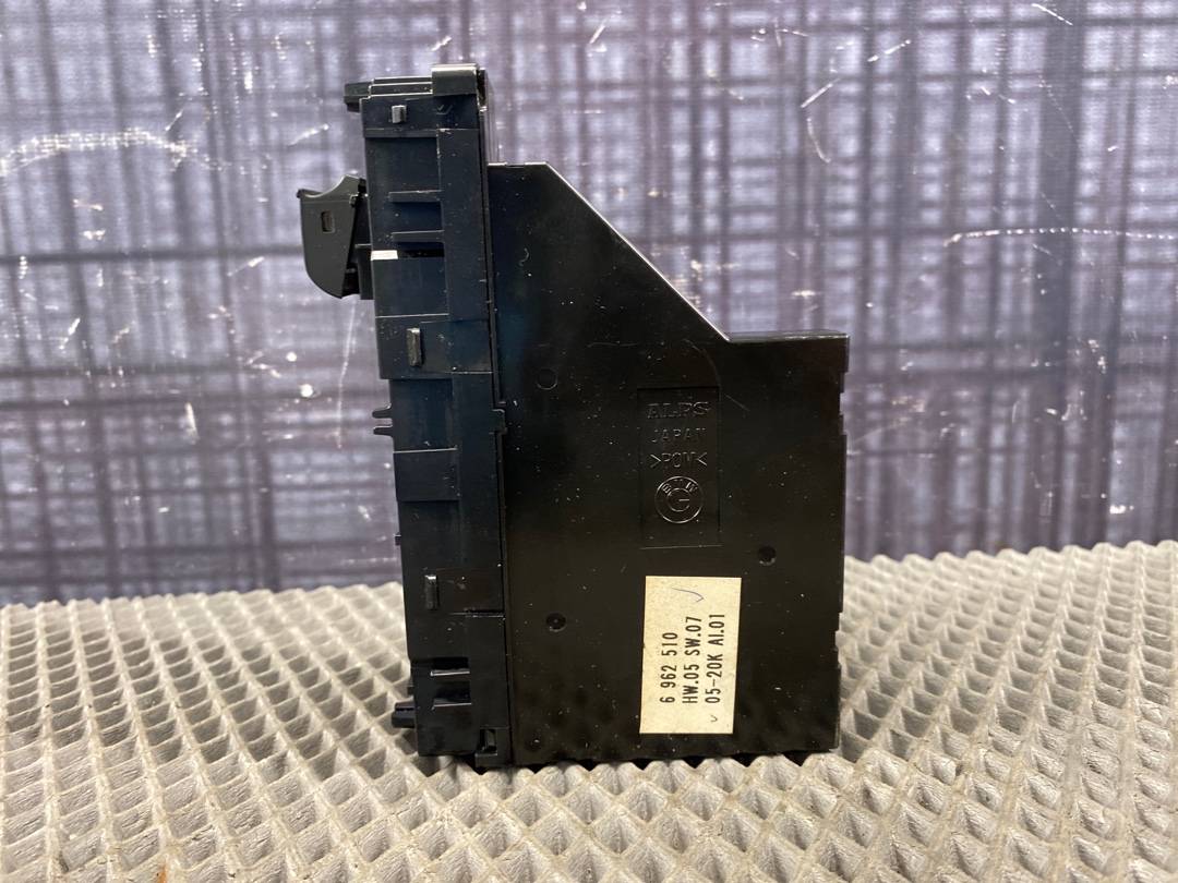 Кнопка стеклоподъемника, 868 рублей, Красноярск