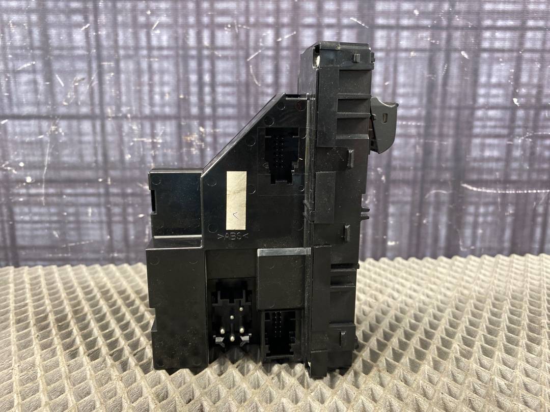 Кнопка стеклоподъемника, 868 рублей, Красноярск