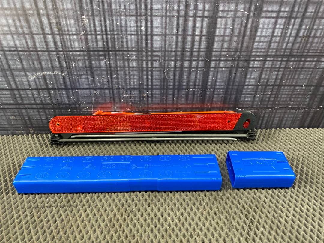 Знак аварийной остановки, 700 рублей, Красноярск