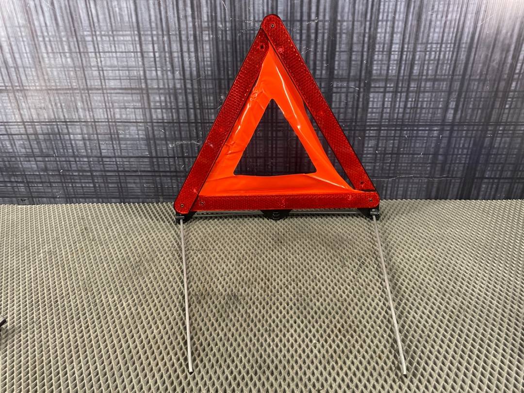 Знак аварийной остановки, 700 рублей, Красноярск