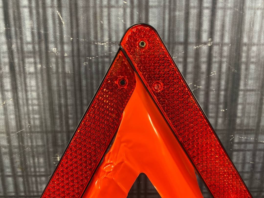 Знак аварийной остановки, 700 рублей, Красноярск