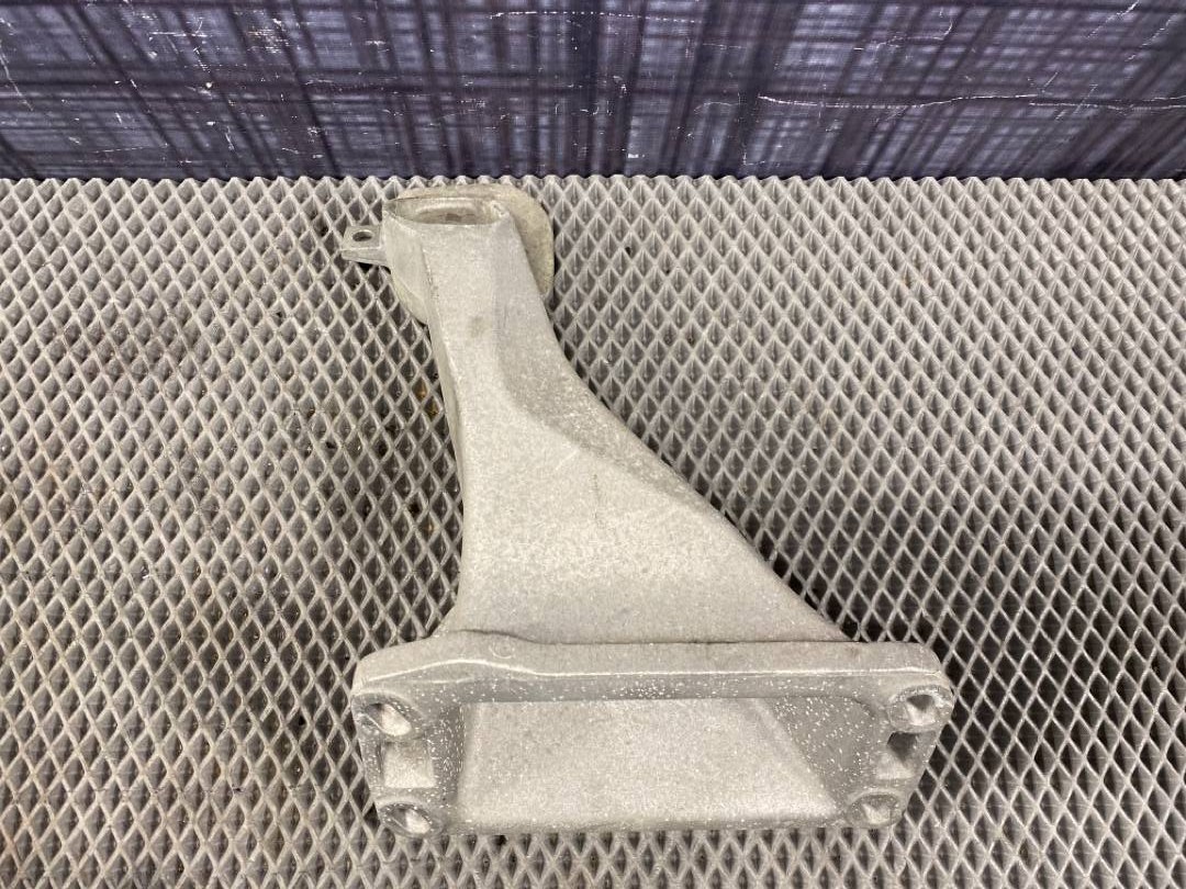 Кронштейн двигателя, 2093 рублей, Красноярск