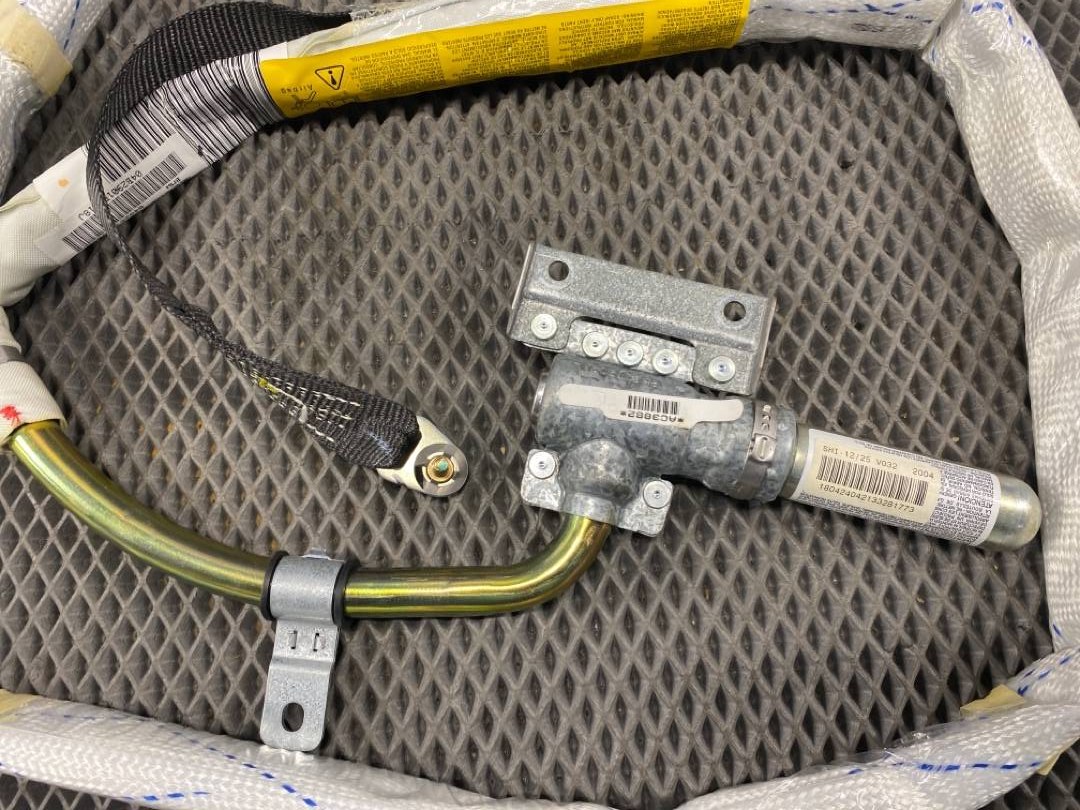 Подушка безопасности, 700 рублей, Красноярск