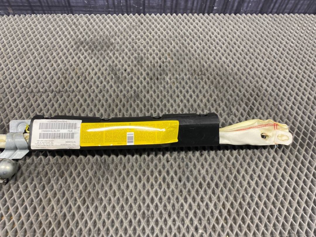 Подушка безопасности, 756 рублей, Красноярск