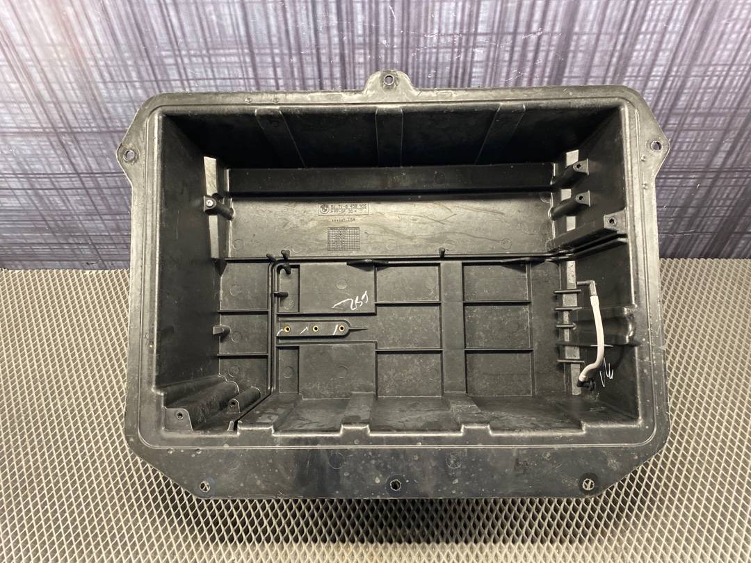 Ниша под аккумулятор, 1050 рублей, Красноярск