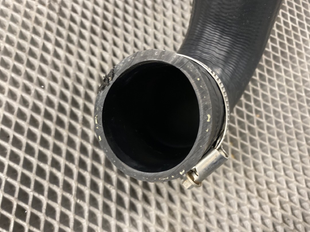 Патрубок интеркуллера, 1350 рублей, Красноярск