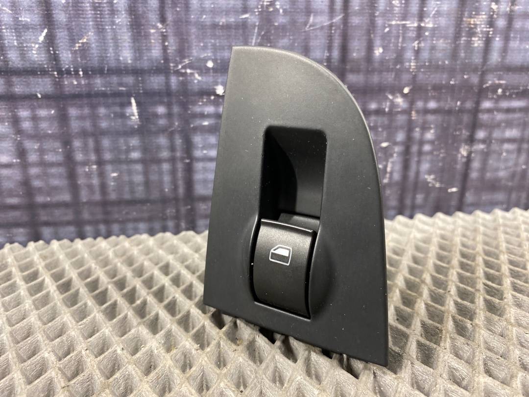 Кнопка стеклоподъемника, 550 рублей, Красноярск