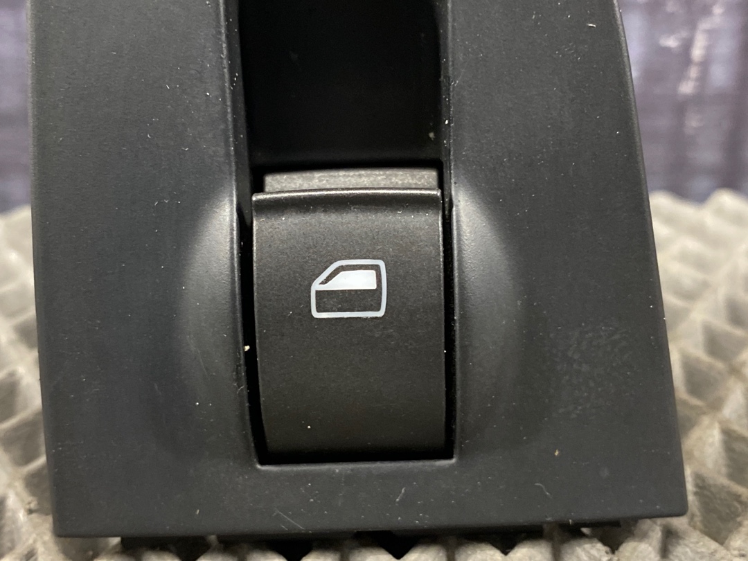 Кнопка стеклоподъемника, 550 рублей, Красноярск