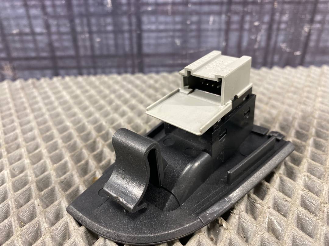 Кнопка стеклоподъемника, 550 рублей, Красноярск