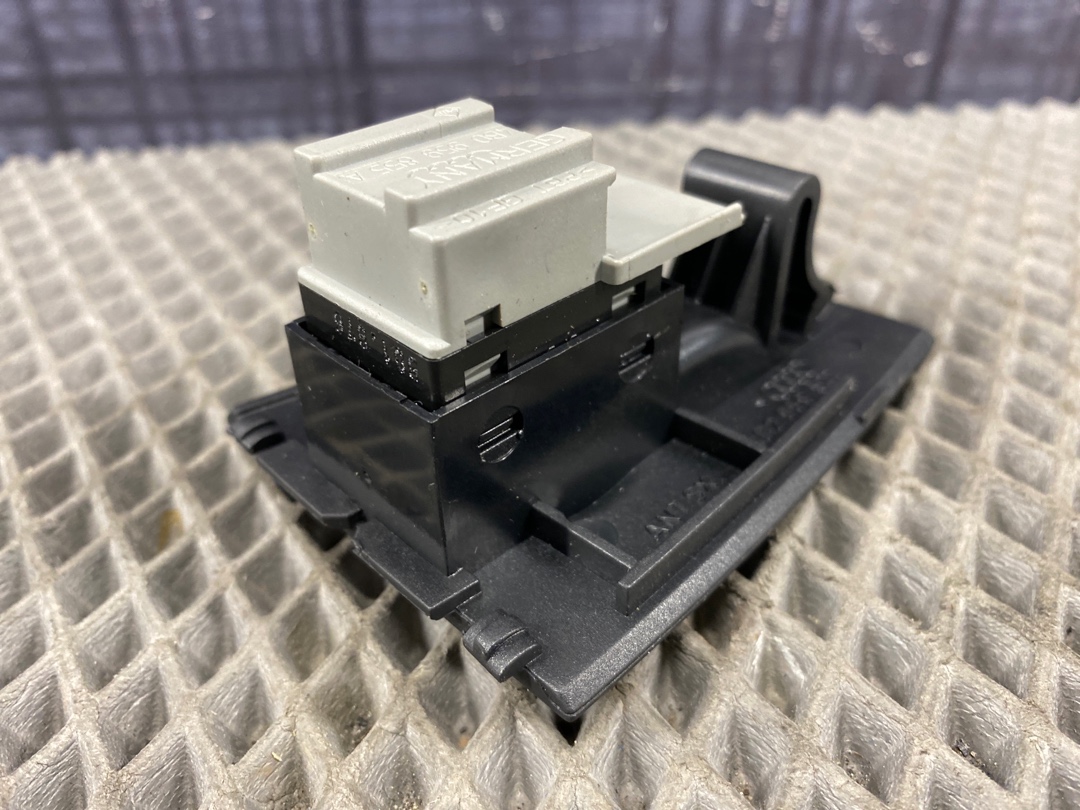 Кнопка стеклоподъемника, 550 рублей, Красноярск