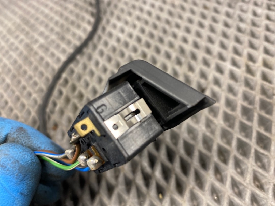 Кнопка центрального замка, 650 рублей, Красноярск