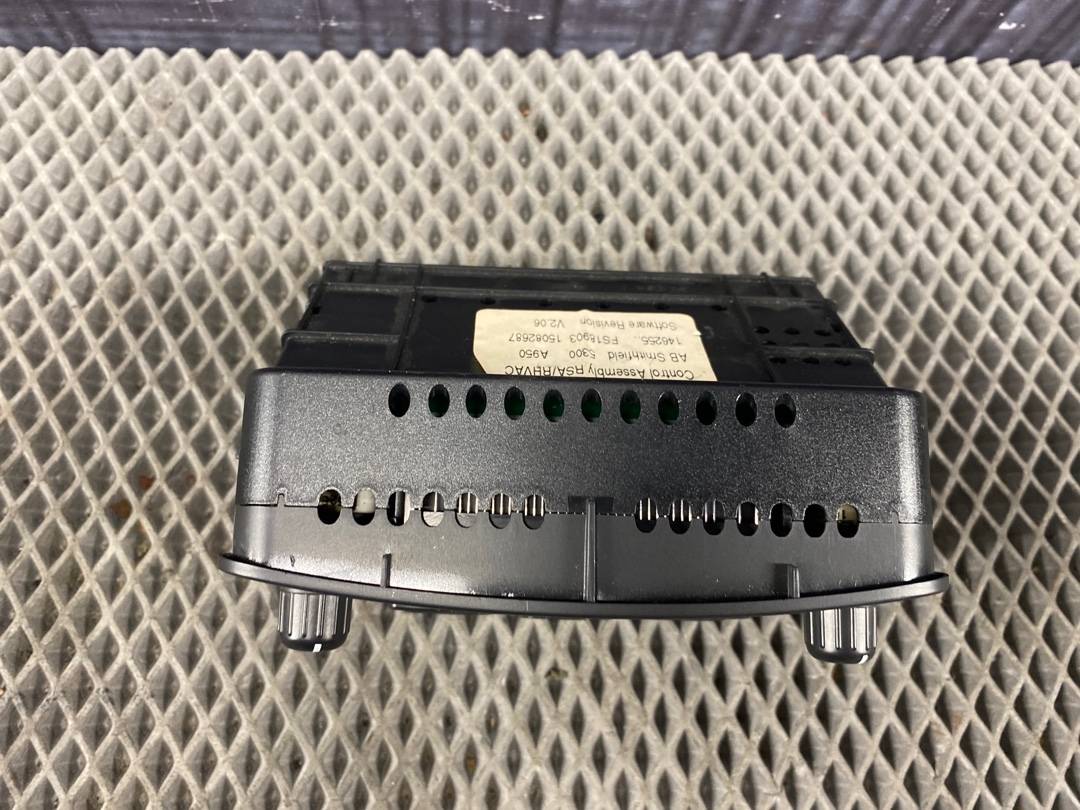 Блок управления климат-контролем, 1200 рублей, Красноярск