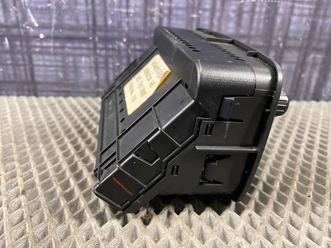 Блок управления климат-контролем, 1200 рублей, Красноярск