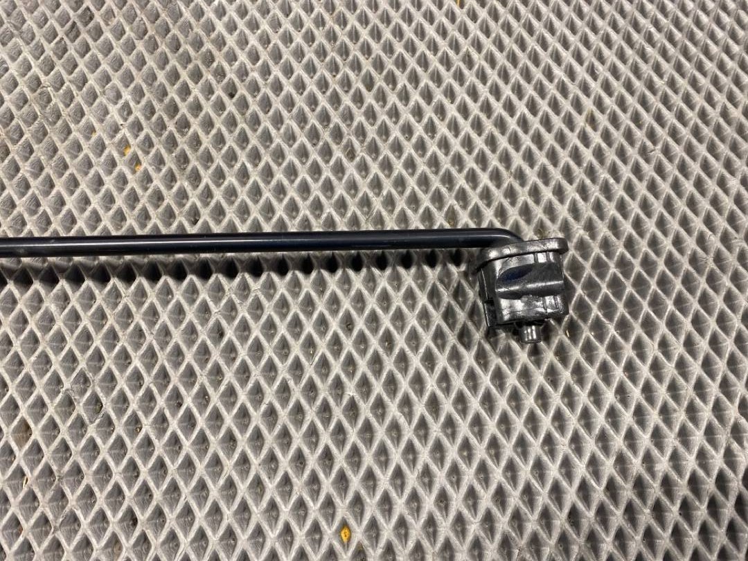 Упор капота, 360 рублей, Красноярск