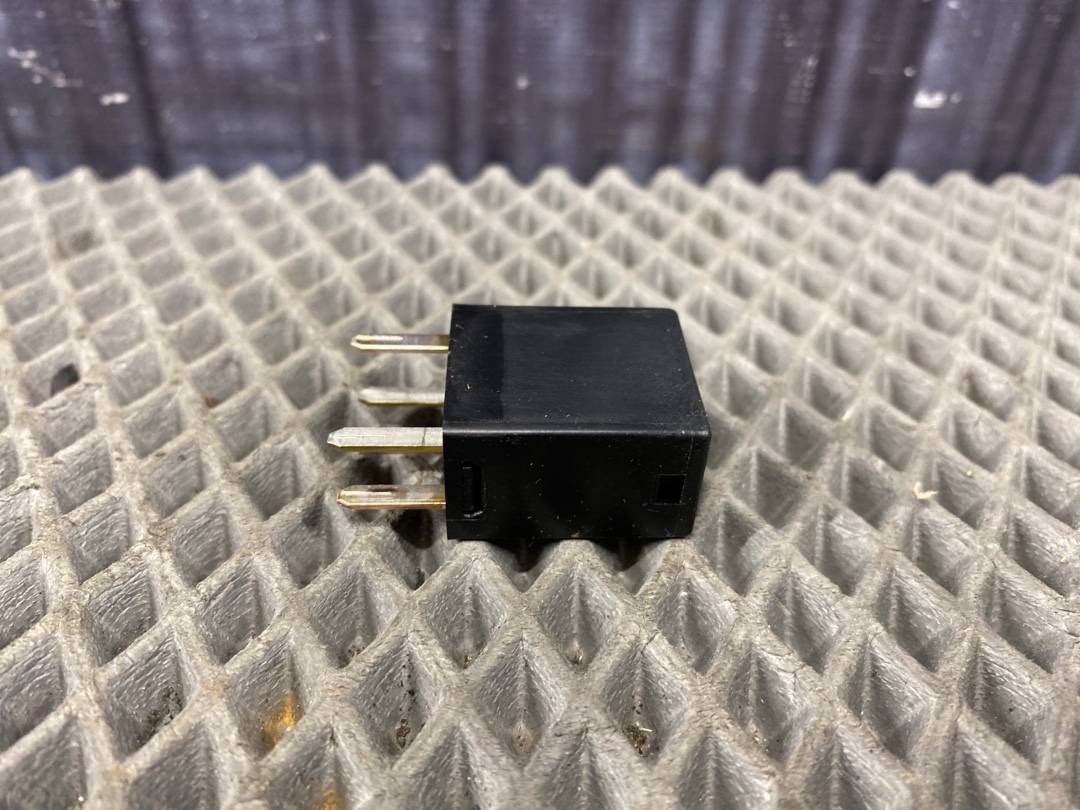 Реле, 400 рублей, Красноярск