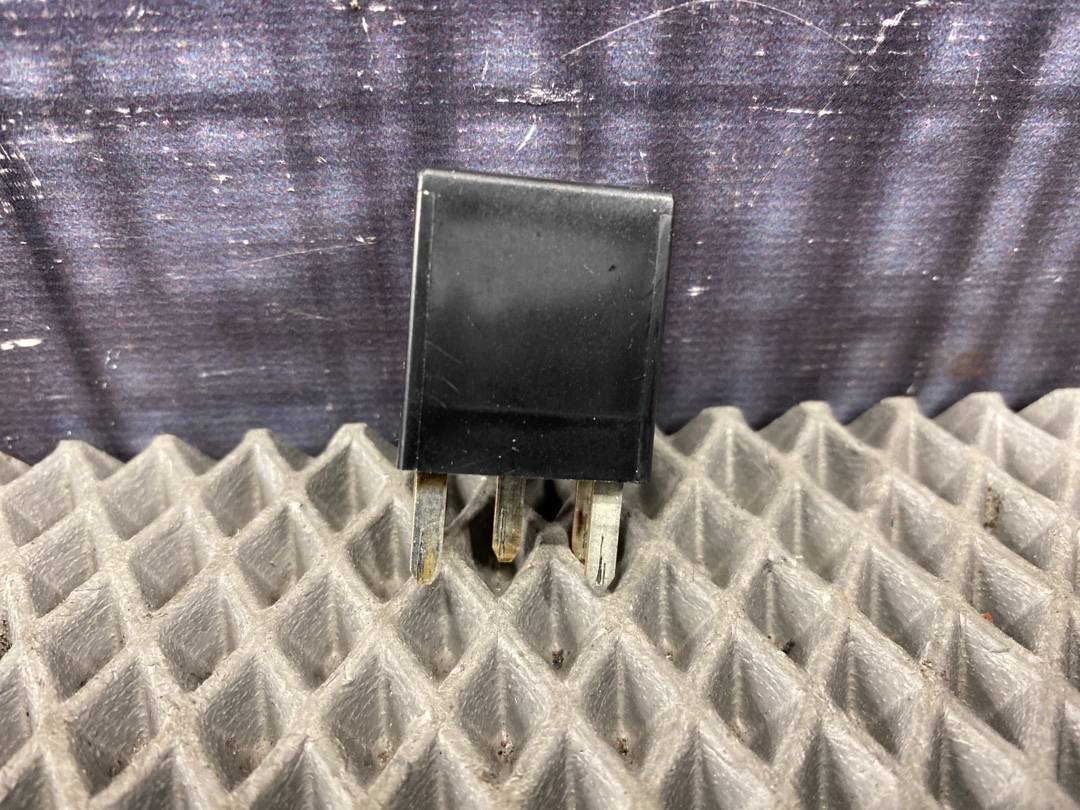 Реле, 400 рублей, Красноярск