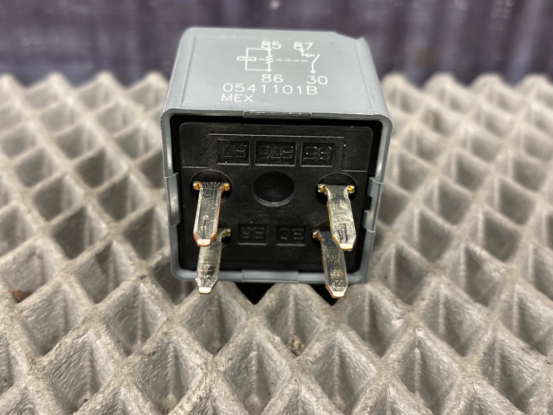 Реле, 400 рублей, Красноярск