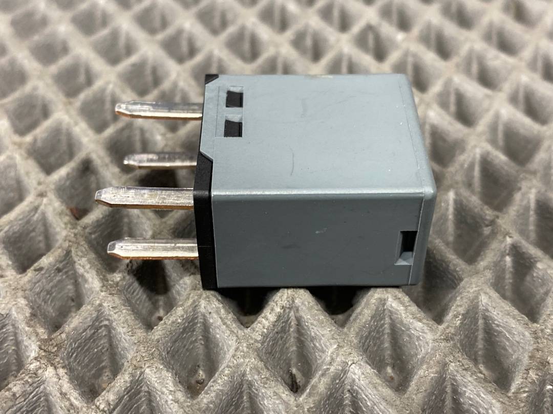 Реле, 400 рублей, Красноярск