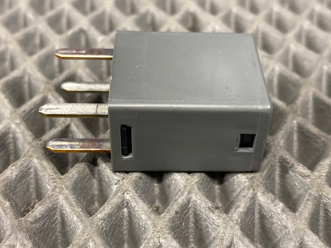 Реле, 400 рублей, Красноярск