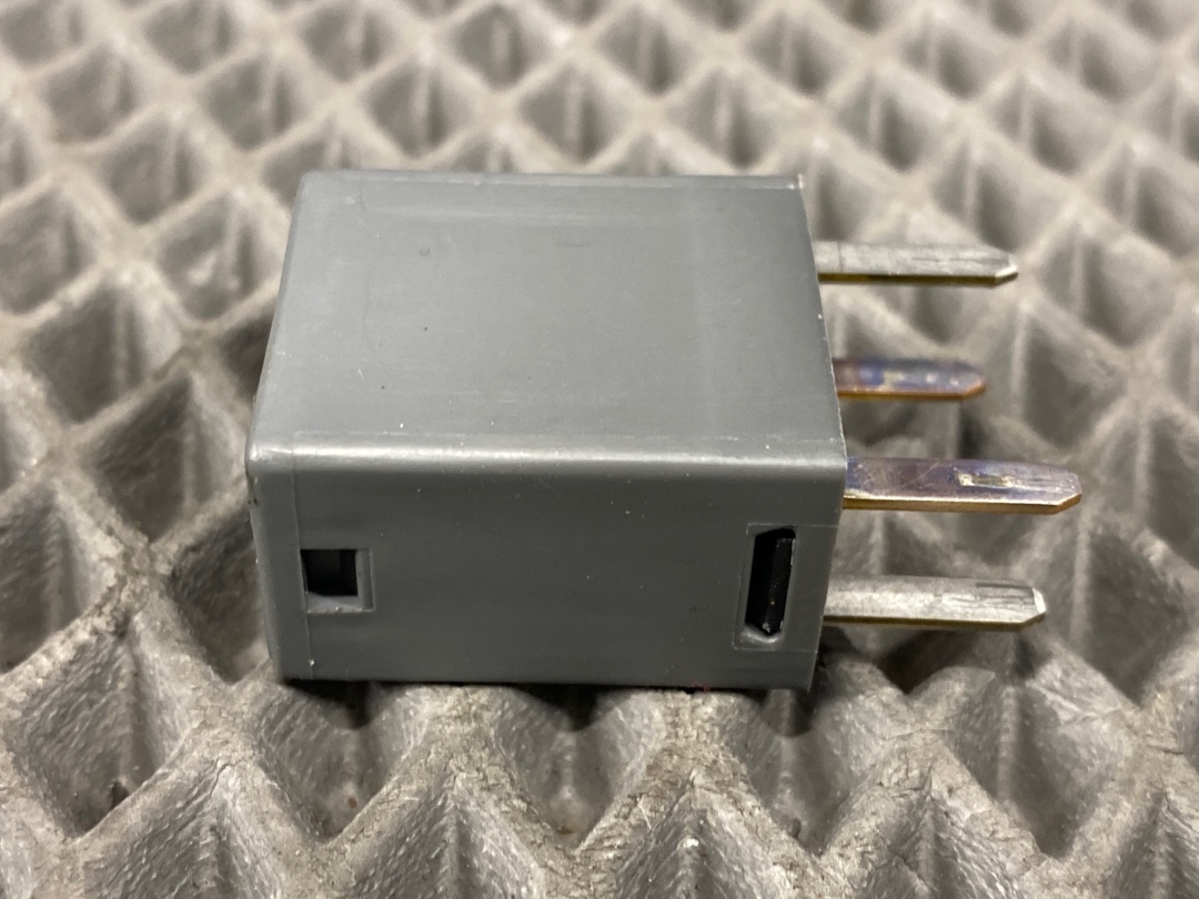 Реле, 400 рублей, Красноярск